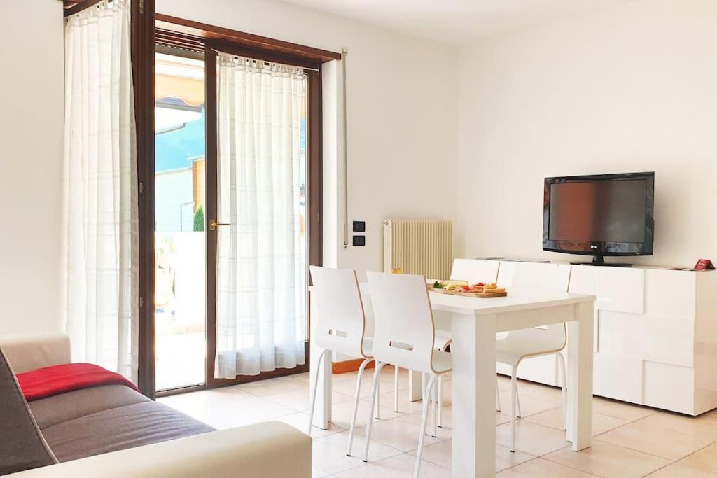 Sun & Fun Apartment - Morena Riva del Garda Eksteriør billede