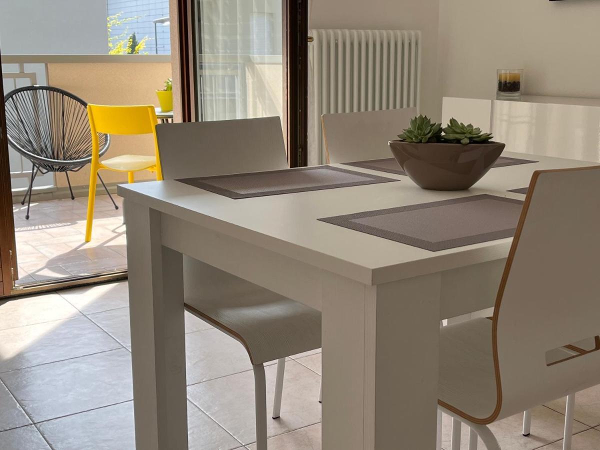 Sun & Fun Apartment - Morena Riva del Garda Eksteriør billede